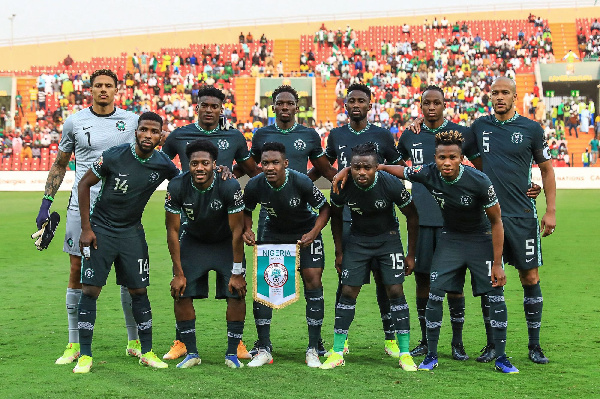 Super Eagles take a group photo