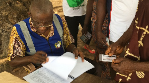 Some delegates could not find their names in the register