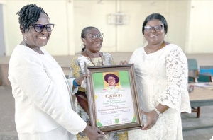 Prof. Grace Nkansa Asante (left)