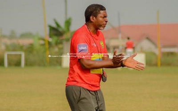 Asante Kotoko coach Maxwell Konadu