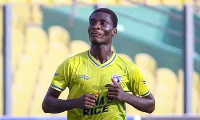 Samuel Osei Kuffour, Bechem United Defender