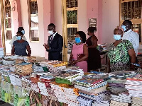 Gerald Tetteh Nyanyofio [in suit] during the donation