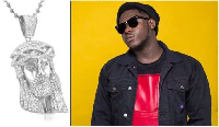 Medikal says he lost the expensive necklace in April