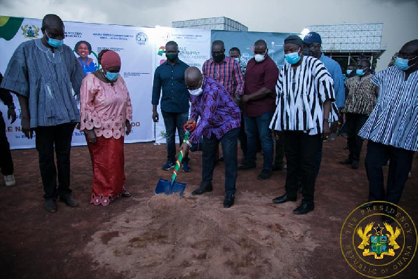 Akufo-Addo cuts sod for US$223m water project