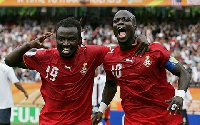 Former Black Stars players, Razak Pimpong(L) and Stephen Appiah(R)