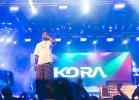 Sarkodie on stage