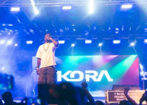 Sarkodie on stage