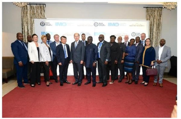 Kwaku Ofori Asiamah, Kitack Lim Thomas Kofi Alonsi (center) flanked by other dignitaries