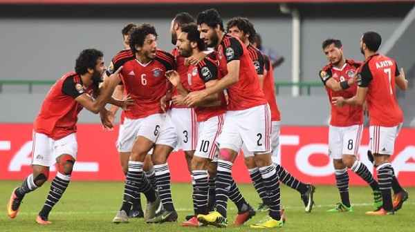 16 players were available in Egypt's first training session