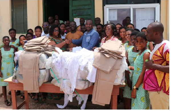 Rev Kingsley Appiah-Agyei has supported the students of Boa-Amposem Senior High School