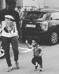 Sulley Muntari perfoming 'daddy' duties