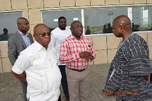 Hon. Agyeman-Manu in a chat with the Volta Regional Director of Health