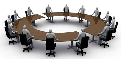 The author highlights factors that contribute to building an effective board of directors