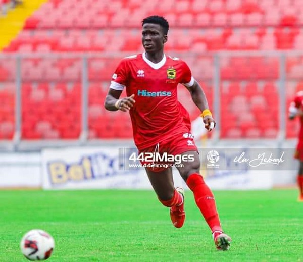 Asante Kotoko midfielder,  Serge Eric Zeze