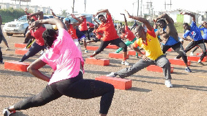 Group of pesins wey dey keep fit