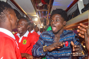 Kuami Eugene jamming with Kotoko players