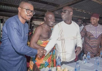 Dr Prince Hamid Armah shaking hands with Joe Mensah