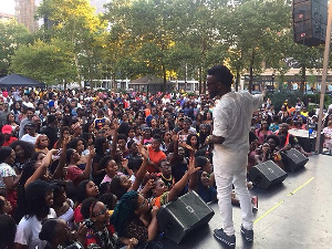 Bisa Kdei performs at Afro Festival