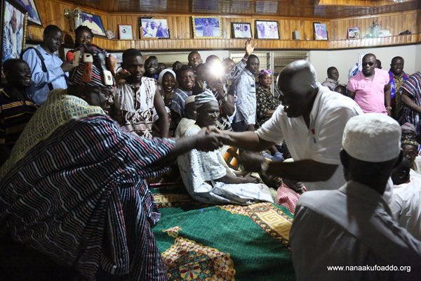 Nana Akufo-Addo in a handshake with Kpembe Wura Babanye Ndefosu II