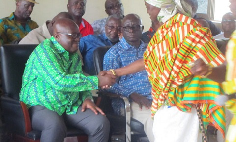 Prez Akufo-Addo in a handshake with Beposo Queenmother