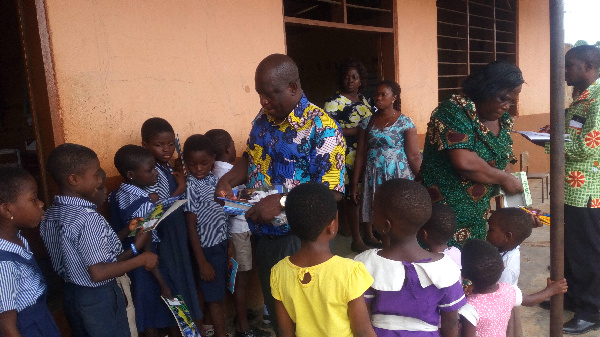 Officials of the GES interacted with the pupils during their visit