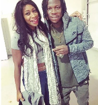 Nigerian born UK singer Waliyah (L) and Ghanaian singer Stonebwoy (R).