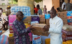 Bagbin Donates To Tema Orphanage.jfif