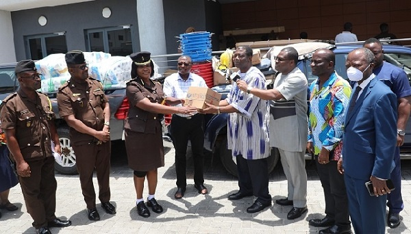 CoP making a presentation to the Prison service