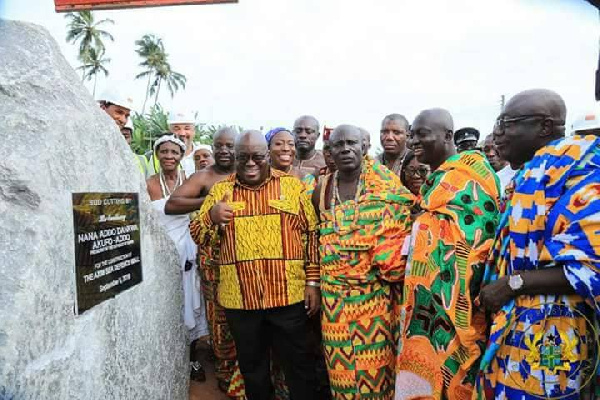 Nana Addo Dankwa Akufo-Addo (L) with some chiefs of the Axim traditional area