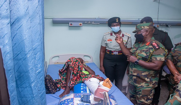 Chief of the Army Staff, Major General Thomas Oppong-Peprah and other soldiers during the visit