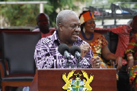 Mahama delivers a speech at the 2015 Agbleza Festival in Ziope, VR