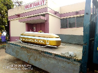 The casket to convey the body at the morgue