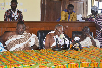 Nii Dodoo Nsaki II addressing the press conference.With him is Nii Ayibonte II, Gbese Mantse