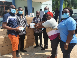 Institute Of Public Relations Ghana Presents Nose Masks For Voters  