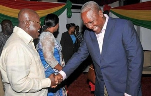 Mahama Akufo-Addo in handshake