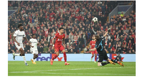 Luis Diaz puts Liverpool ahead