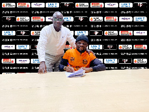 Fatau Dauda signs for Legon Cities