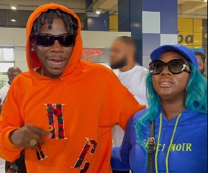 Stonebwoy meets Spice at the Kotoka international airport