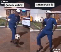 Shatta Wale ball juggling