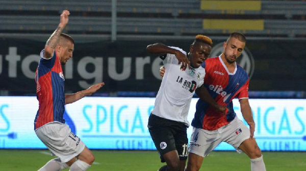 Emmanuel Gyasi in action for his club