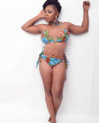 Afia Schwarzenegger looking 'hot' in bikini photo