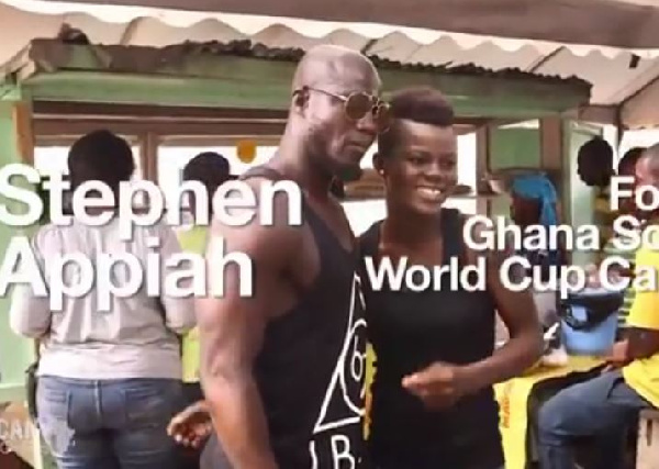 Wiyaala in a pose with Stephen Appiah