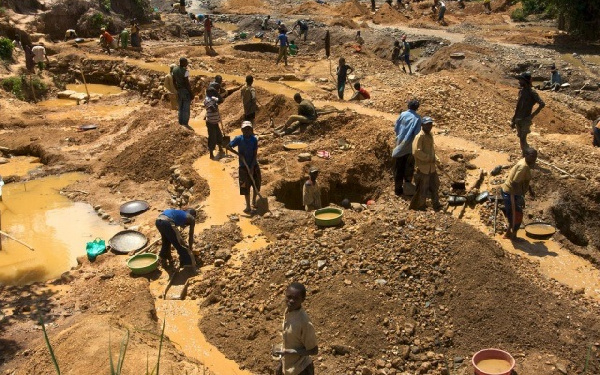 Galamsey operators at a concession