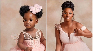 Singer, Simisola and her daughter