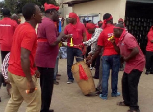 Workers Demonstrate Crocodile