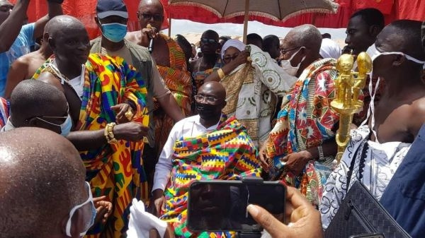 Vice President, Dr.  Mahamudu  Bawumia (seated) is Effiduase Nkosuohene