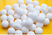 naphthalene balls (mothballs)