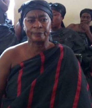 Queenmother of Agogo,  Nana Juaben Serwaa Afrakoma Kusi Oboadum