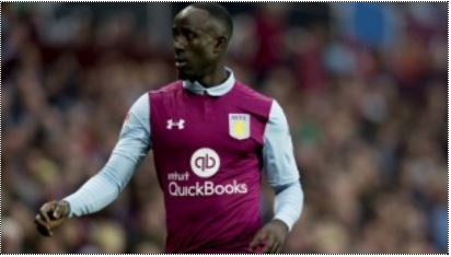 Albert Adomah handed Aston Villa a dream starting in the 10th minute of the game against Sunderland