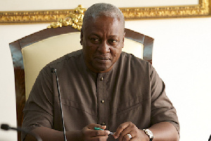 John Mahama Pen